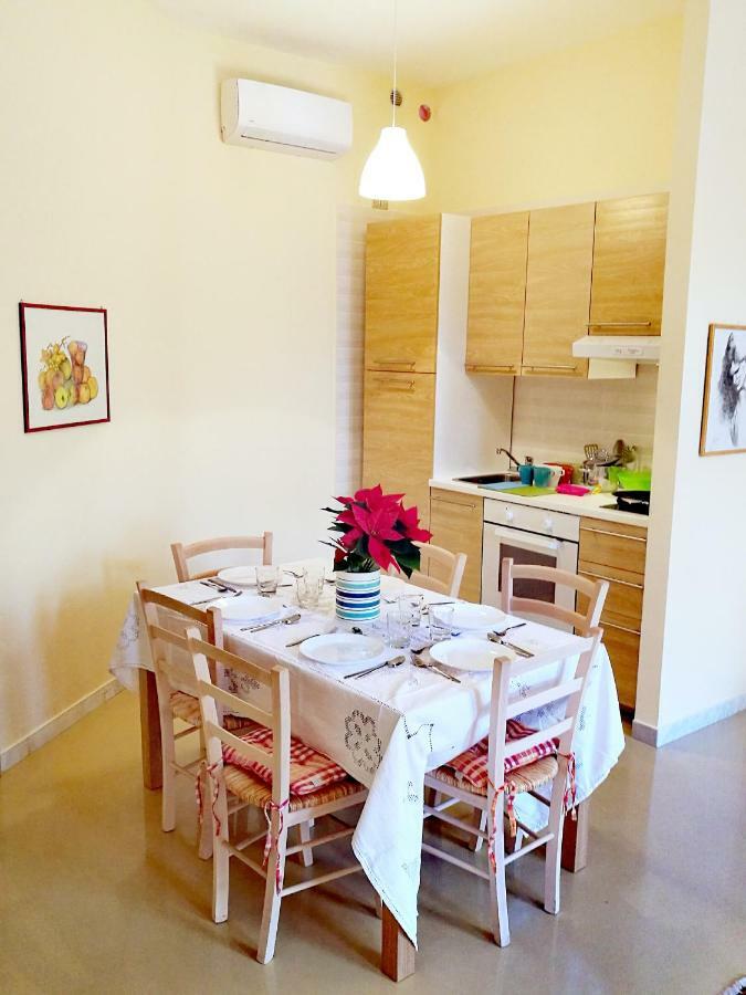 Brezzolina Apartment With Parking Bitonto Exterior photo